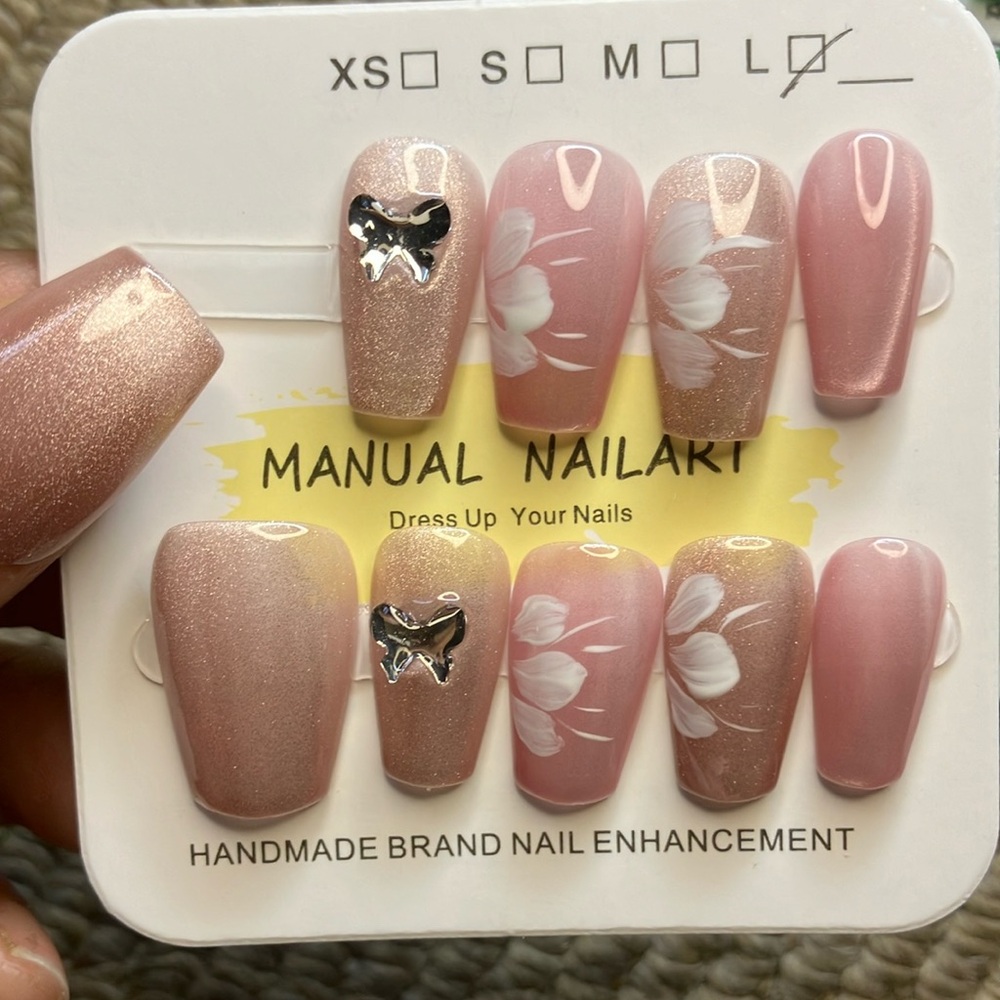 ❤️ Pink and White Cateye Nail Set with Butterfly Design